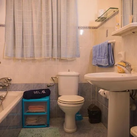 Comfy Flat In The Heart Of Qawra 公寓 *