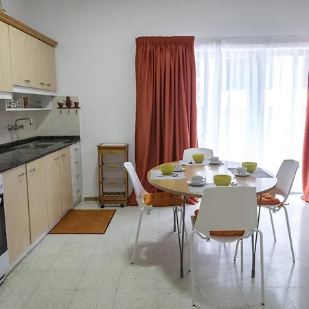 Comfy Flat In The Heart Of Qawra
